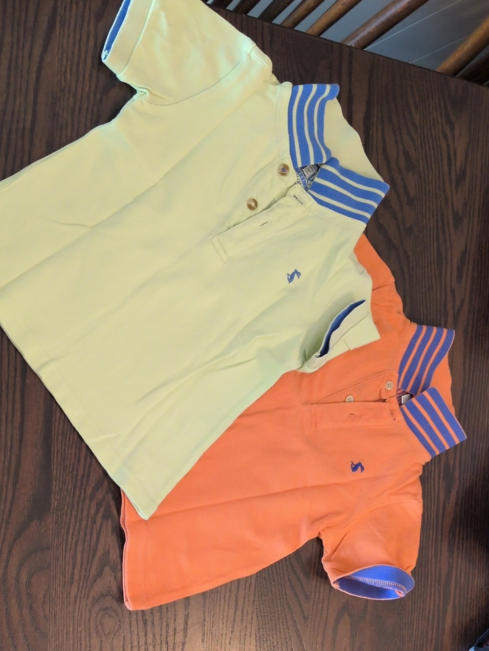 Joules Kids Short-Sleeve Polo in Yellow and Orange with Striped Collar. Size 5Y